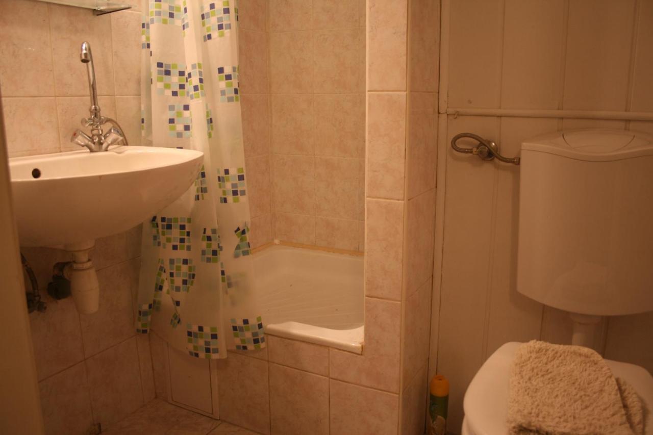 Victor Hugo Central Apartment Budapest Bagian luar foto